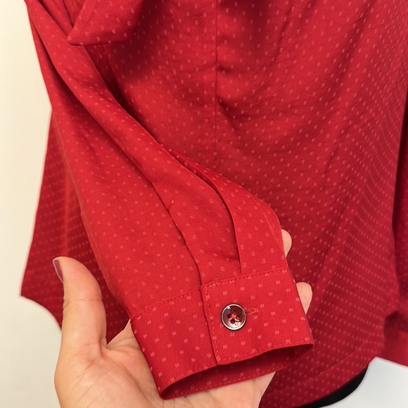 Cabi Front Knot Swiss Red Dot Print Satin Blouse Size XS - Picture 6 of 12
